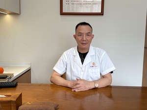 吴忠早
副主任医师